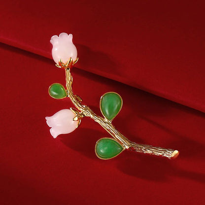 Klassinen Hopea Koru ajattomalla viehätyksellä