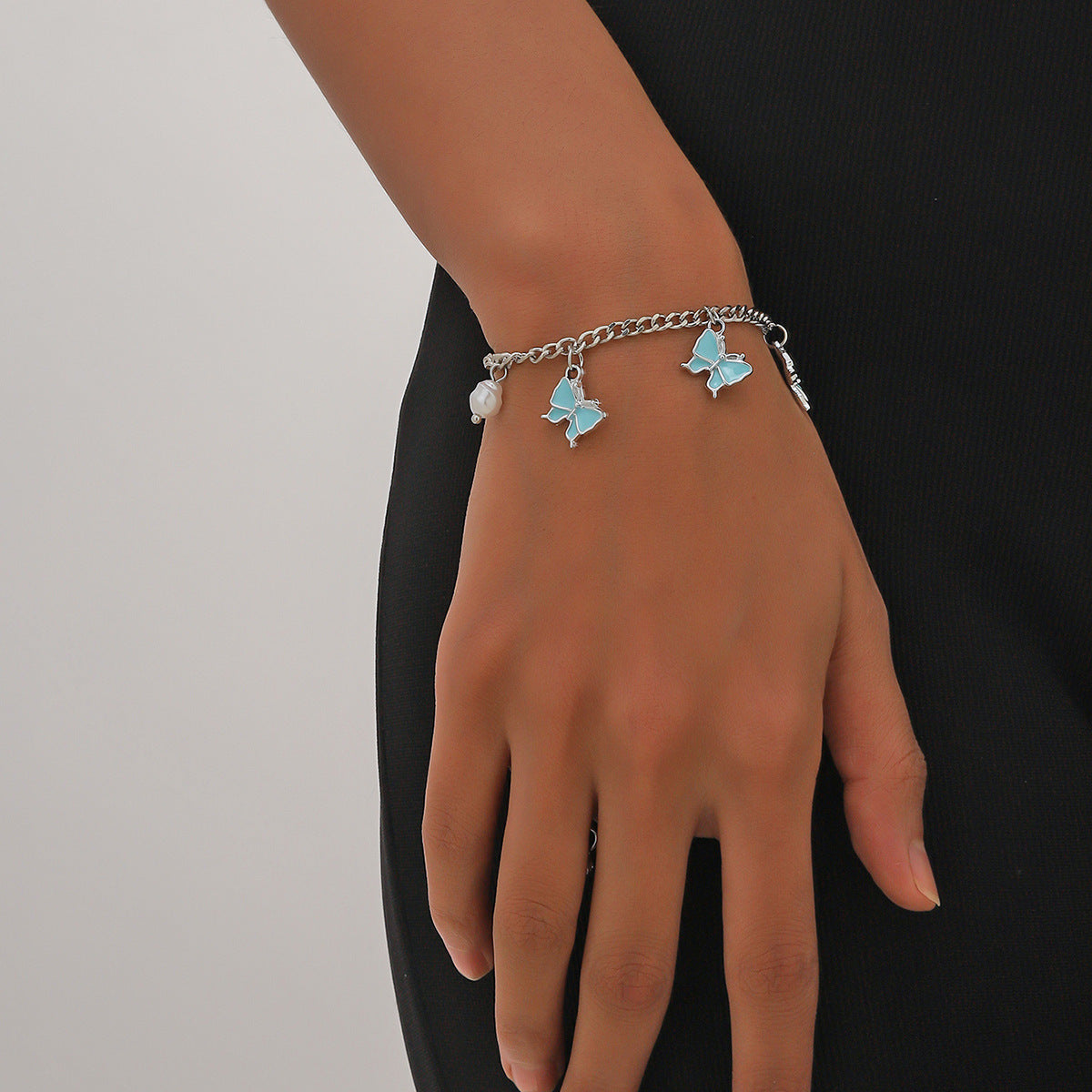 Romanttinen Rannekoru erityisiin hetkiin