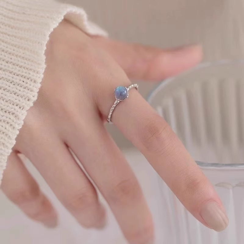 Hurmaava Sormus jokaiseen tilaisuuteen