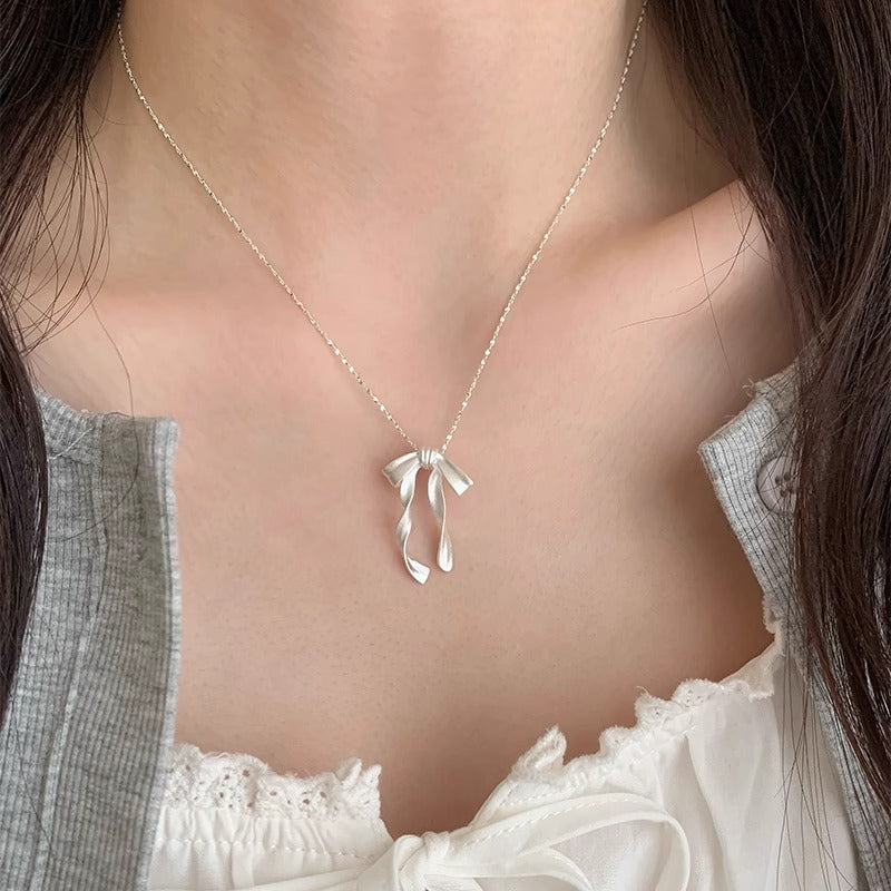 Elegantti Koru jokaiseen tilaisuuteen