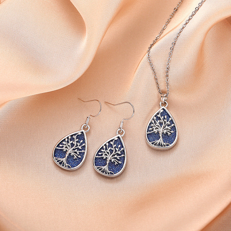 Klassinen Korusetti ajattomalla viehätyksellä