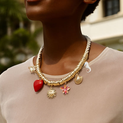 Käsintehty vintage Kaulakoru