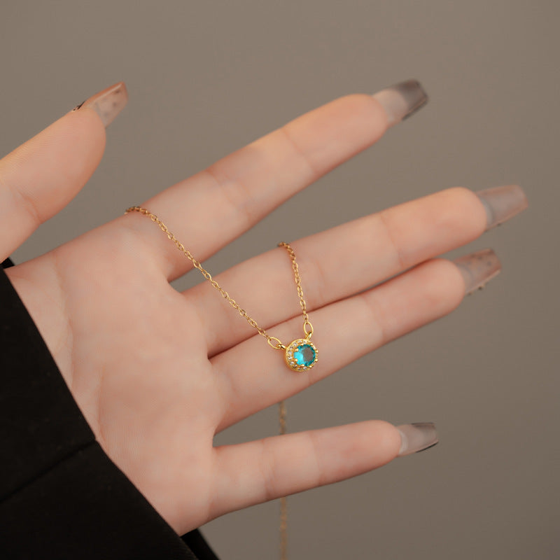 Herkkä käsityö Kaulakoru