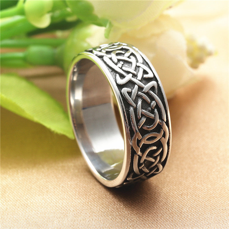 Elegantti Sormus jokaiseen tilaisuuteen