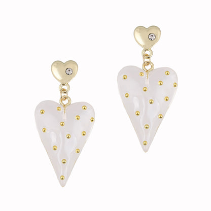 Klassinen Korvarengas ajattomalla viehätyksellä