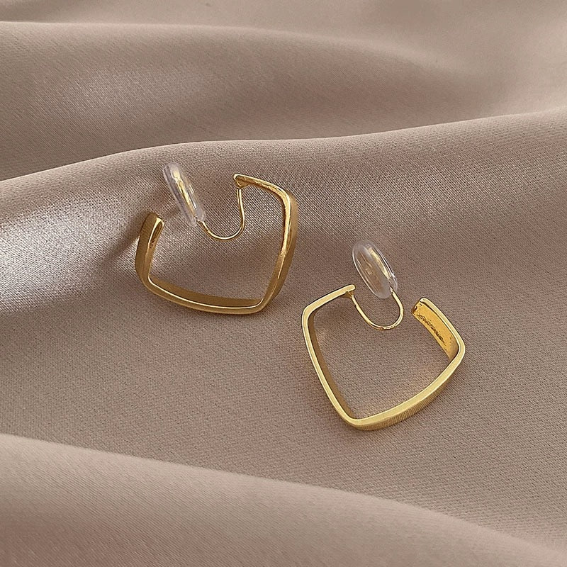 Romanttinen Kulta Korvarengas erityisiin hetkiin