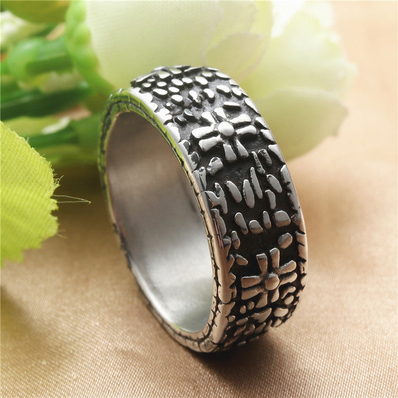 Kaunis Sormus ainutlaatuisella tyylillä