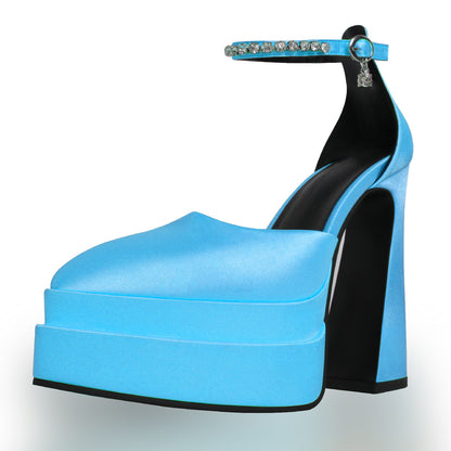 Tyylikkäät Ortopediset Sandaalit Ainutlaatuisella Muotoilulla