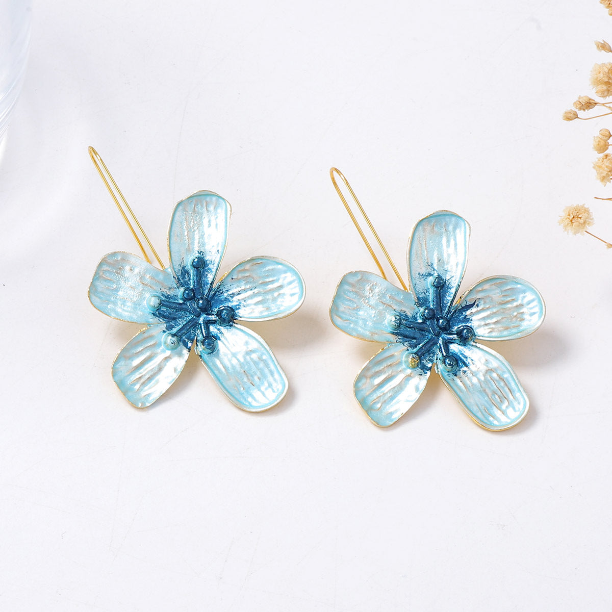 Herkkä käsityö Koru