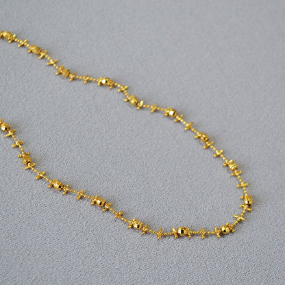 Elegantti Kulta Kaulakoru jokaiseen tilaisuuteen