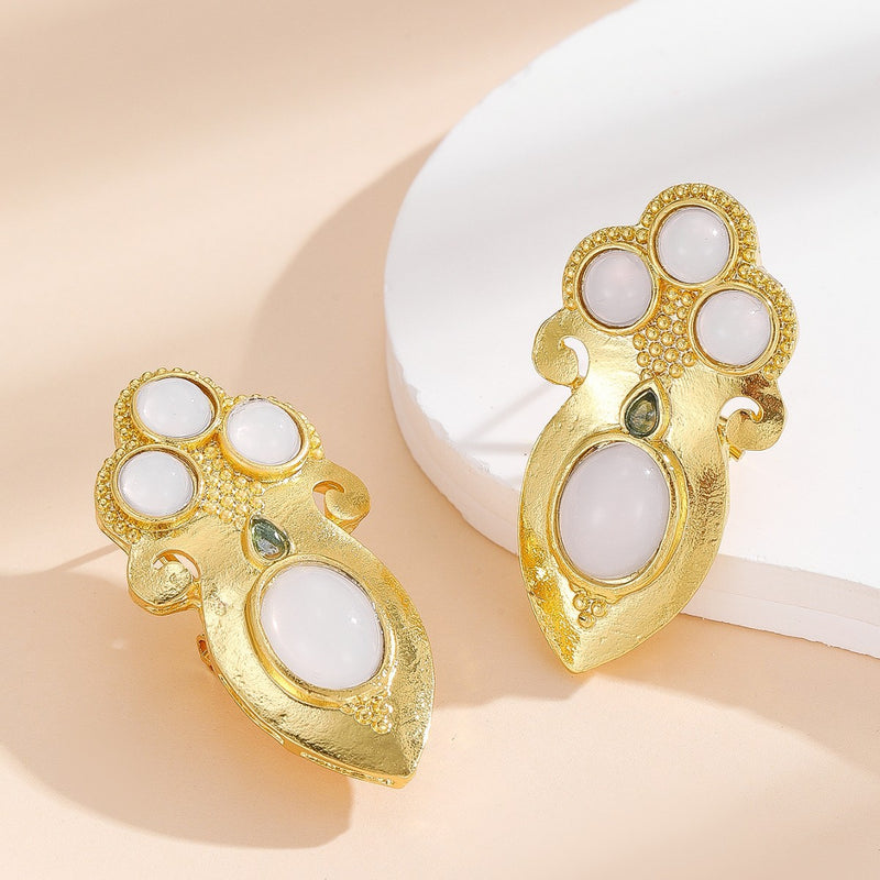 Elegantti Korvarengas jokaiseen tilaisuuteen