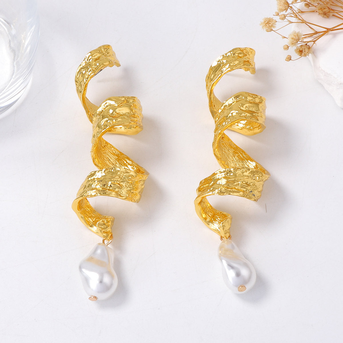 Elegantti Koru jokaiseen tilaisuuteen