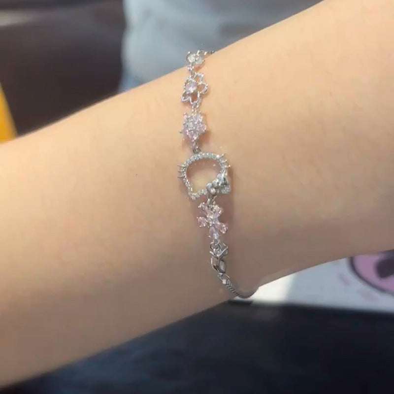 Elegantti Koru jokaiseen tilaisuuteen