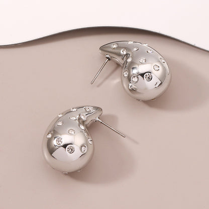 Käsintehty vintage Korvarengas