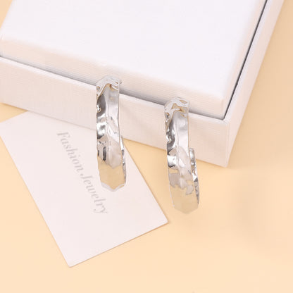 Elegantti Koru jokaiseen tilaisuuteen