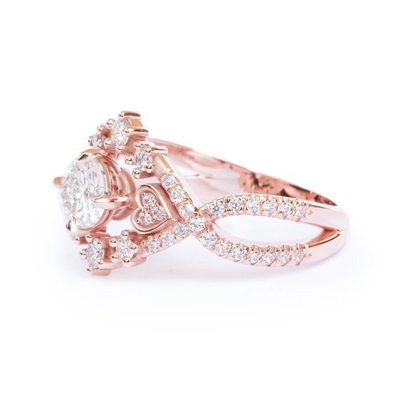 Elegantti Kulta Sormus jokaiseen tilaisuuteen