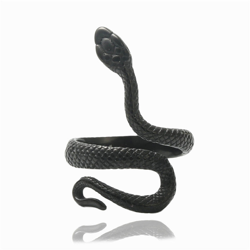 Klassinen Sormus ajattomalla viehätyksellä