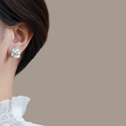 Elegantti Korvarengas jokaiseen tilaisuuteen