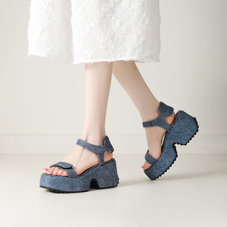 Kauniisti Valmistetut Ortopediset Sandaalit