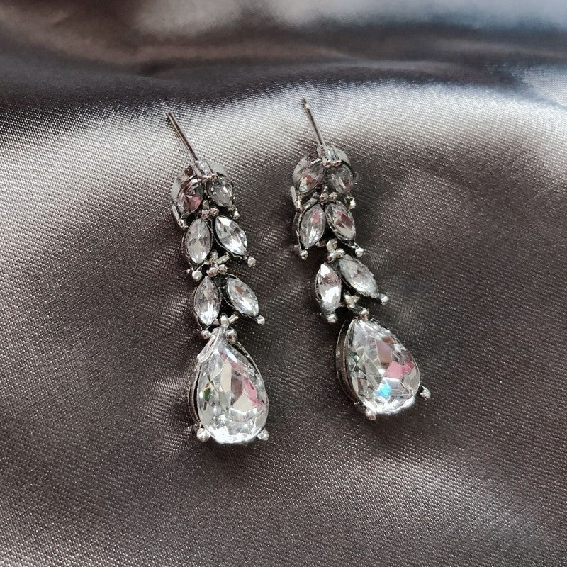 Elegantti Sormus jokaiseen tilaisuuteen