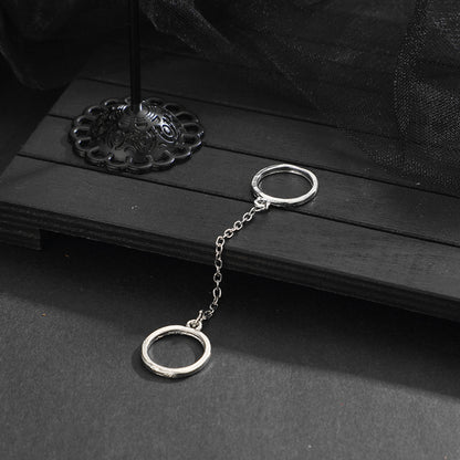 Klassinen Ketju ajattomalla viehätyksellä