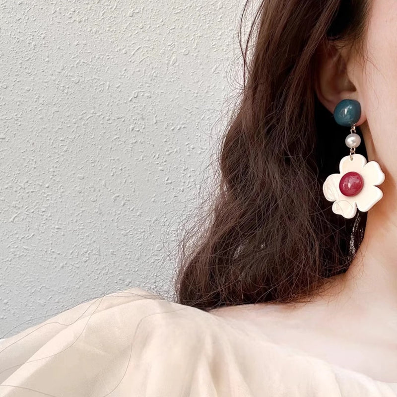 Herkkä käsityö Korvarengas