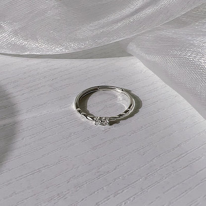 Elegantti Sormus jokaiseen tilaisuuteen