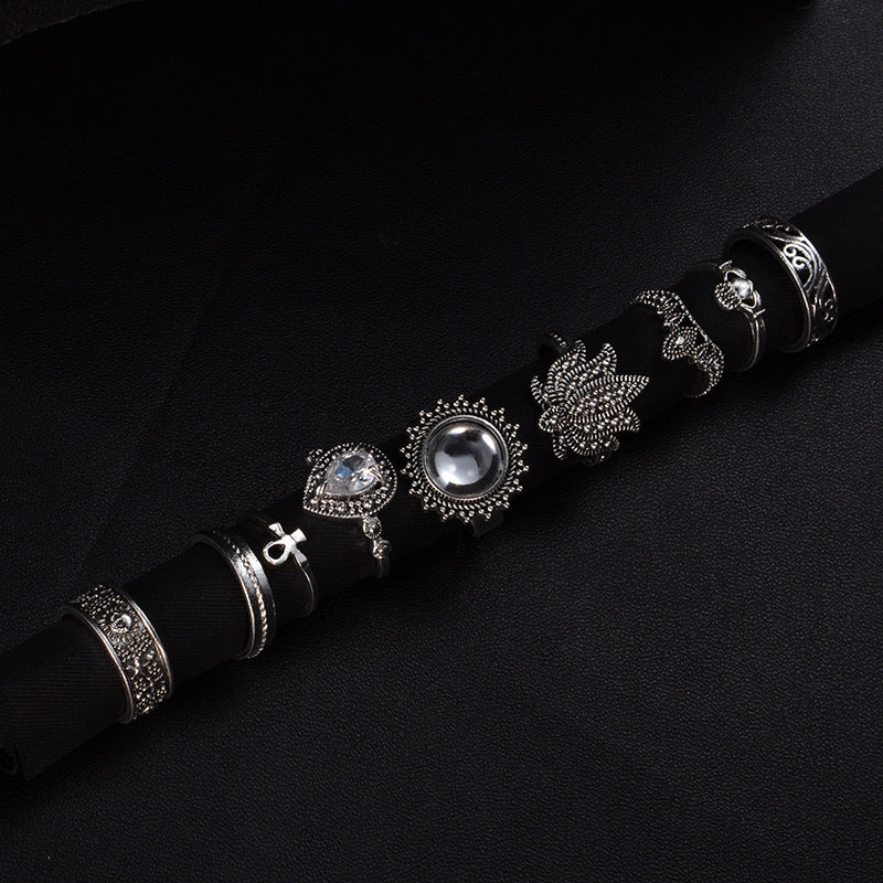 Hurmaava Korusetti jokaiseen tilaisuuteen