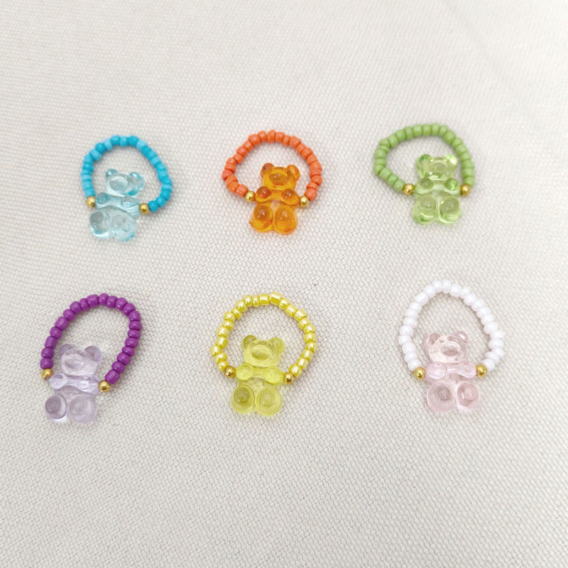 Klassinen Sormus ajattomalla viehätyksellä