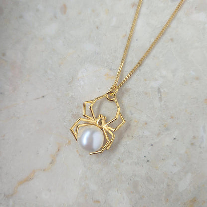 Kaunis Koru ainutlaatuisella tyylillä