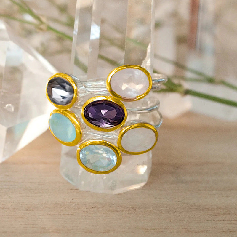 Kaunis Sormus ainutlaatuisella tyylillä