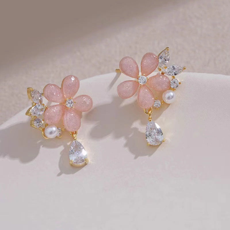 Hurmaava Korvarengas jokaiseen tilaisuuteen