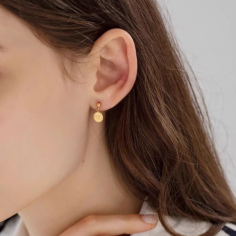 Elegantti Korvarengas jokaiseen tilaisuuteen