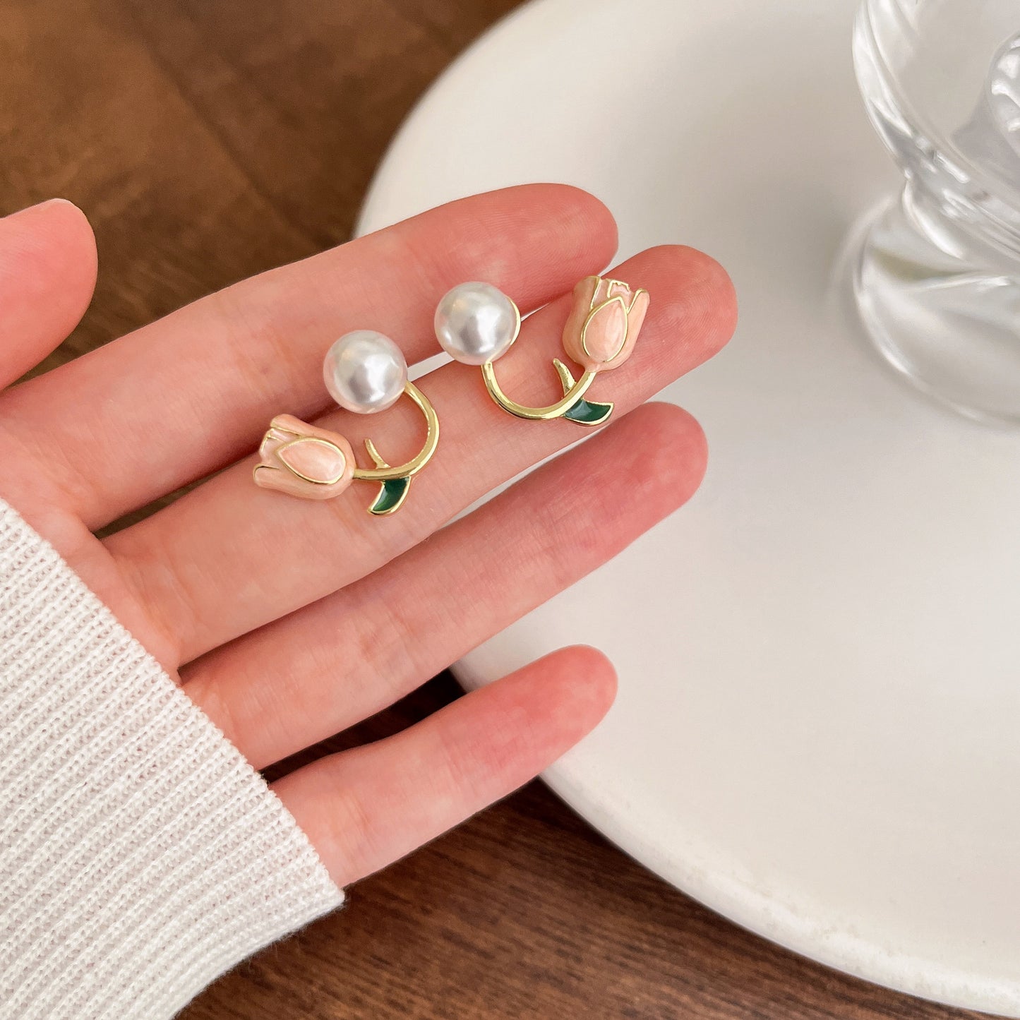 Elegantti Korvarengas jokaiseen tilaisuuteen