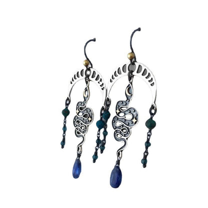 Klassinen Sormus ajattomalla viehätyksellä