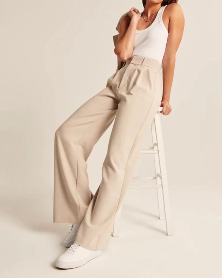Sophisticated Trousers with a Clean Classic Look