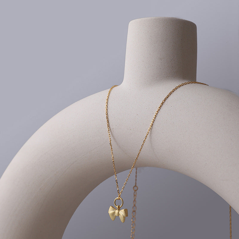 Herkkä käsityö Kaulakoru