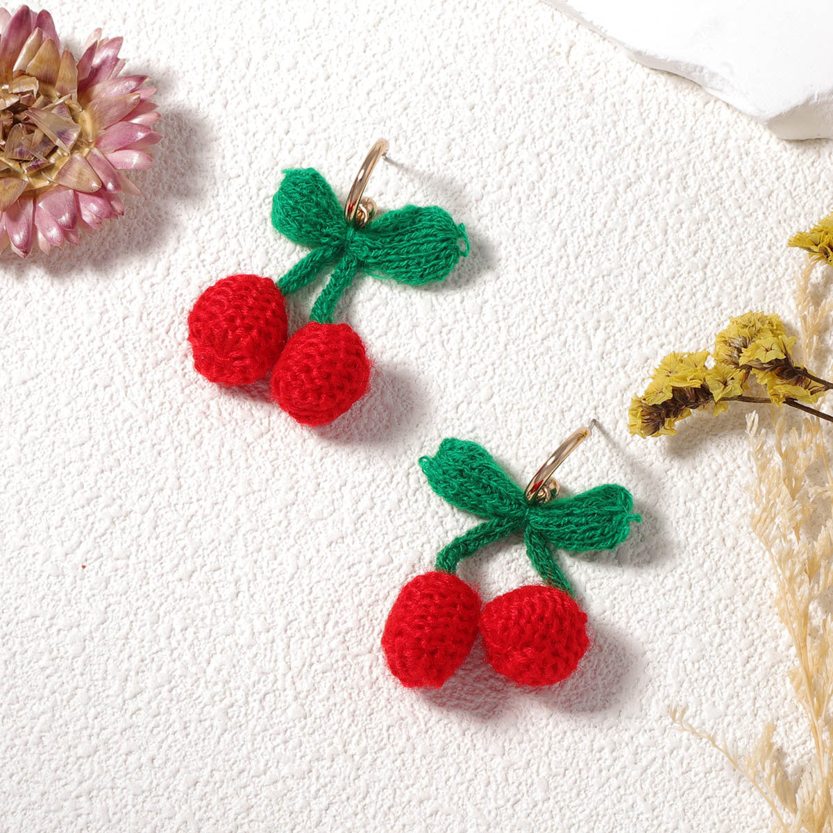 Kaunis Korvarengas ainutlaatuisella tyylillä