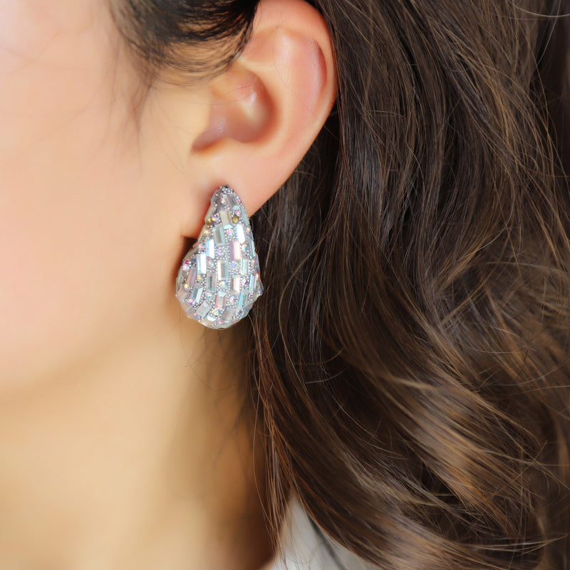 Käsintehty vintage Korvarengas