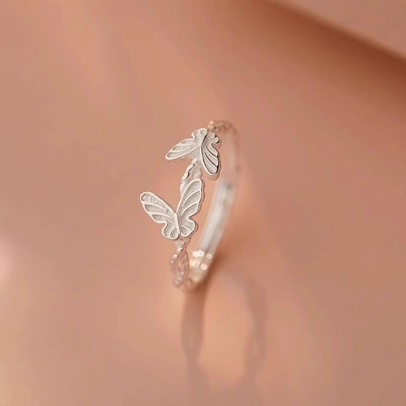 Elegantti Koru jokaiseen tilaisuuteen