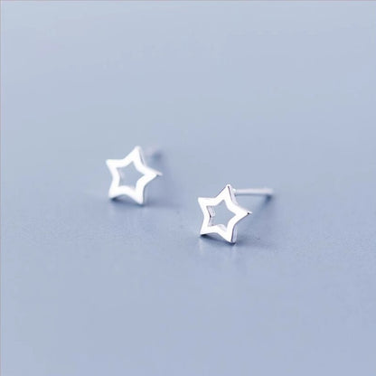 Kaunis Korvarengas ainutlaatuisella tyylillä