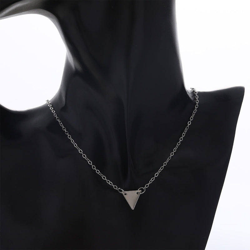 Klassinen Kaulakoru ajattomalla viehätyksellä