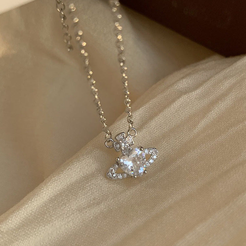 Romanttinen Kaulakoru erityisiin hetkiin