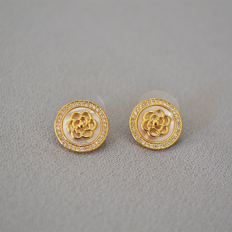 Romanttinen Kulta Korvarengas erityisiin hetkiin