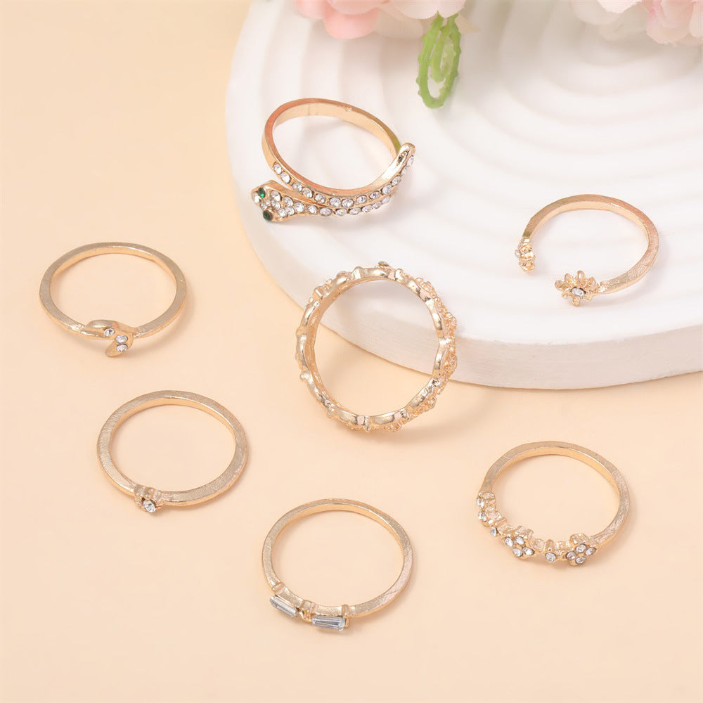 Kaunis Kulta Sormus ainutlaatuisella tyylillä