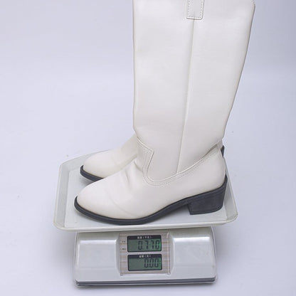 Tyylikkäät Ortopediset Saappaat Ainutlaatuisella Muotoilulla