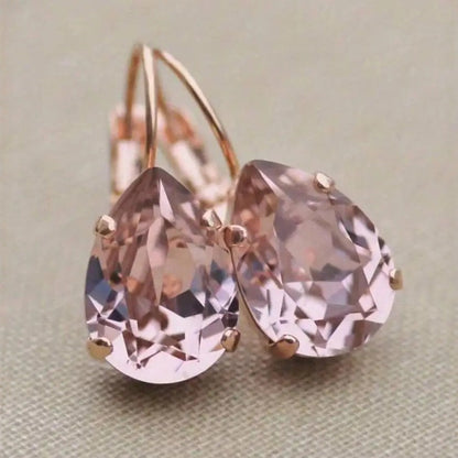 Hurmaava Sormus jokaiseen tilaisuuteen