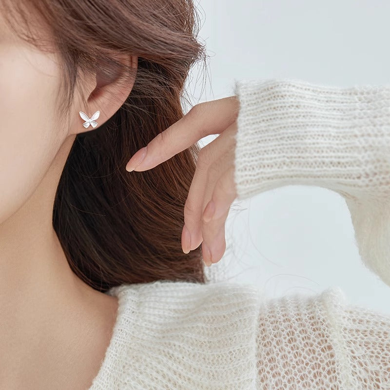 Kaunis Korvarengas ainutlaatuisella tyylillä