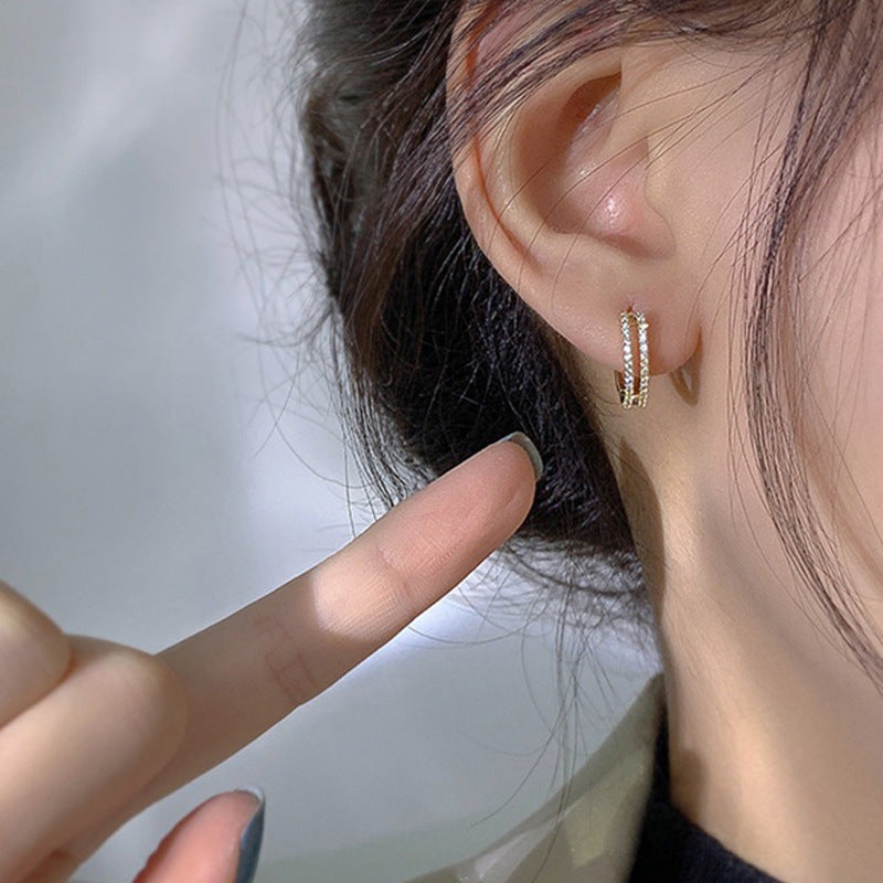 Herkkä käsityö Korvarengas