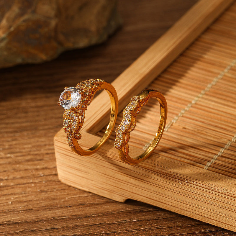 Klassinen Sormus ajattomalla viehätyksellä